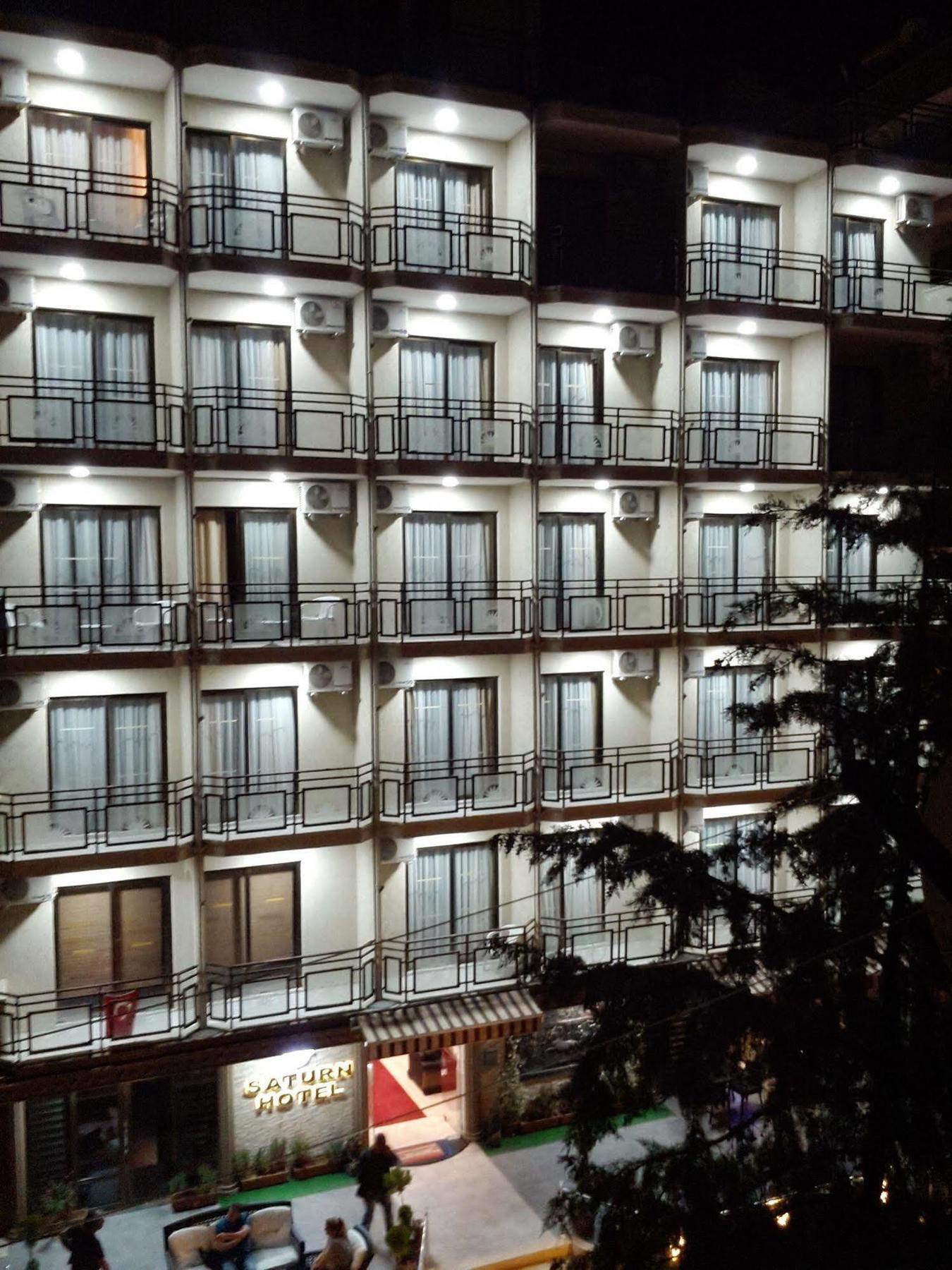 Saturn Hotel Кушадасъ Екстериор снимка